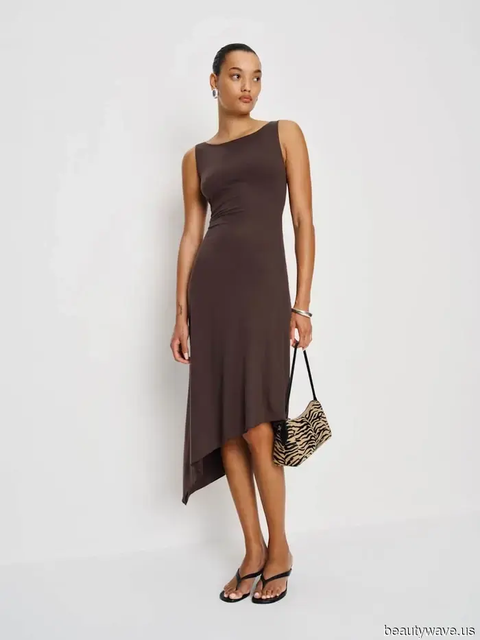 Certo, i pantaloni sono un capo fondamentale per l'autunno, ma secondo me, i vestiti sono molto meglio&mdash;33 stili splendidi da Mango, Reformation,…