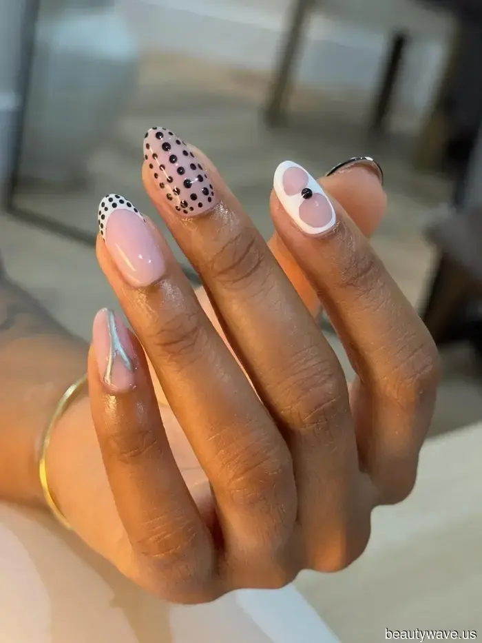 It's Official: This Is the Most Stylish Way to Sport Short Nails.