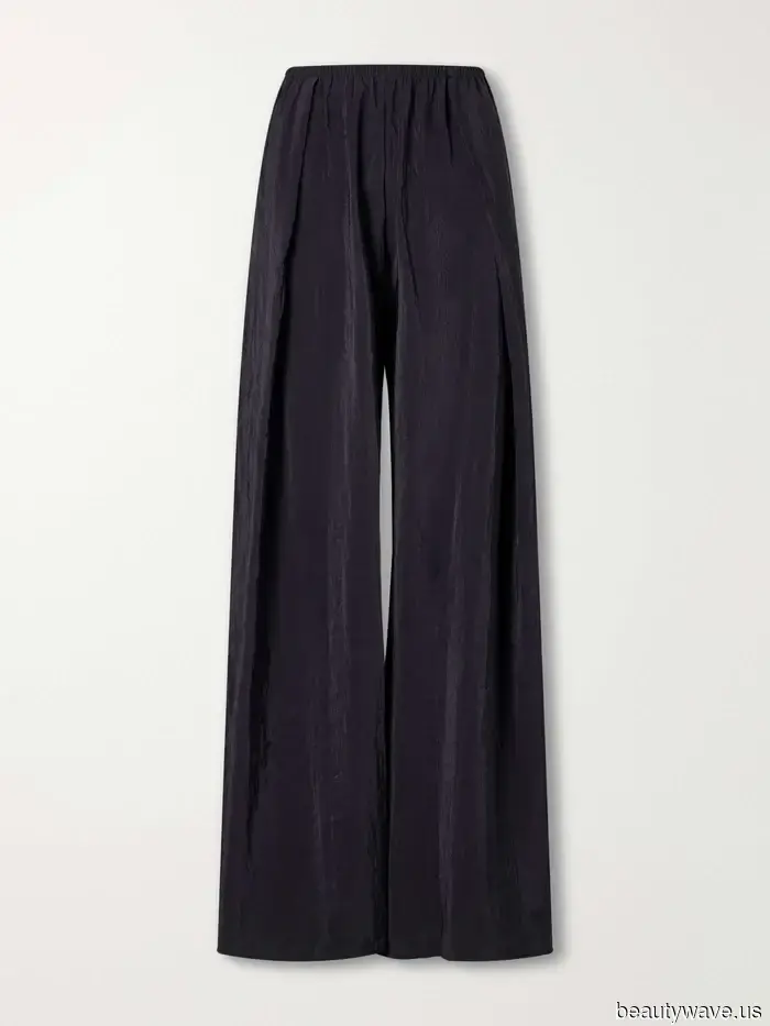 Chic and Sophisticated—The $80 Pant Trend Fashionable Individuals Are Donning Until October