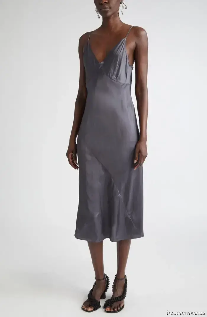 I'm amazed that these 15 stylish designer items are deeply discounted at Nordstrom at this moment.