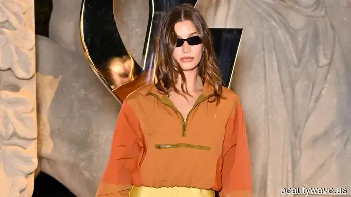 Sí, puedes usar tus pantalones cortos con encaje este otoño, pero solo si los estilizas específicamente así.