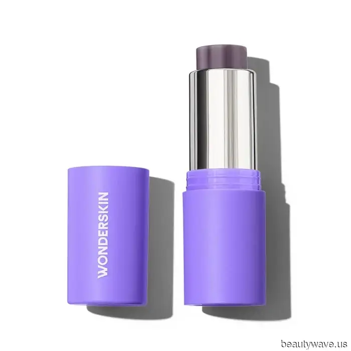 Espera, acabo de descubrir cómo hacer el maquillaje de verano más fácil y con un aspecto más natural.