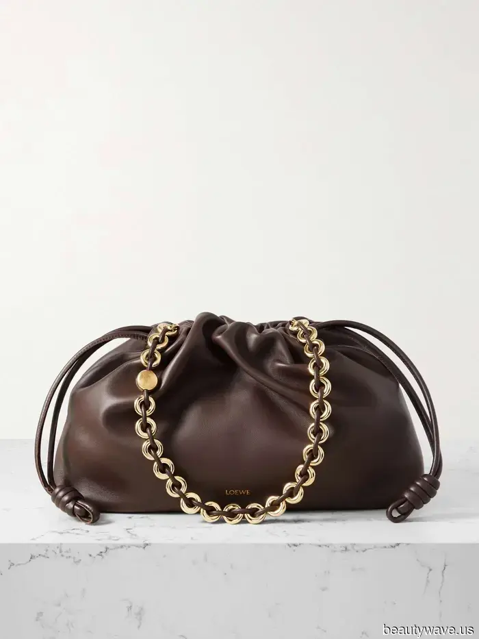 Ich dachte, ich hätte Jeans mit allem getragen, aber diese 5 Wintertrends lassen Denim wieder frisch wirken.