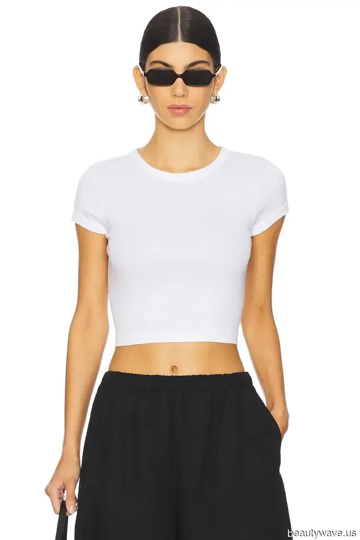 Everyone in NYC is currently sporting this once-outdated skirt trend paired with simple summer outfits.