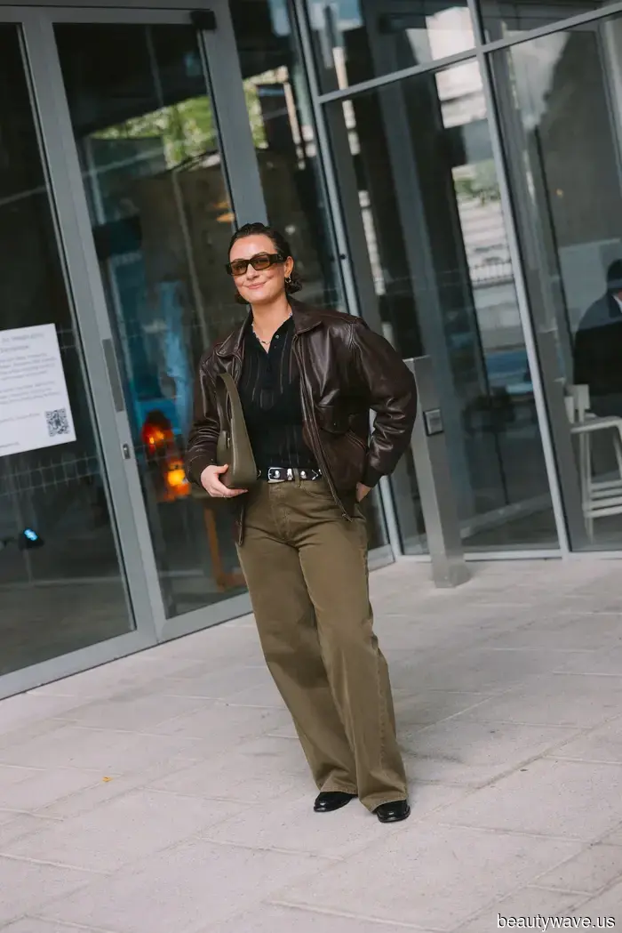 Step aside, Burgundy; this hue is the new trendsetter color—check out these 7 autumn outfits that demonstrate it.