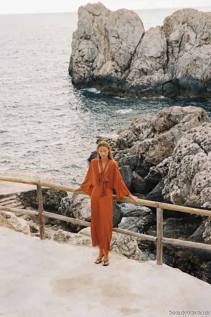 Not Turquoise, Not Butter Yellow—This Controversial Autumn Color Is Set to Make a Big Splash.