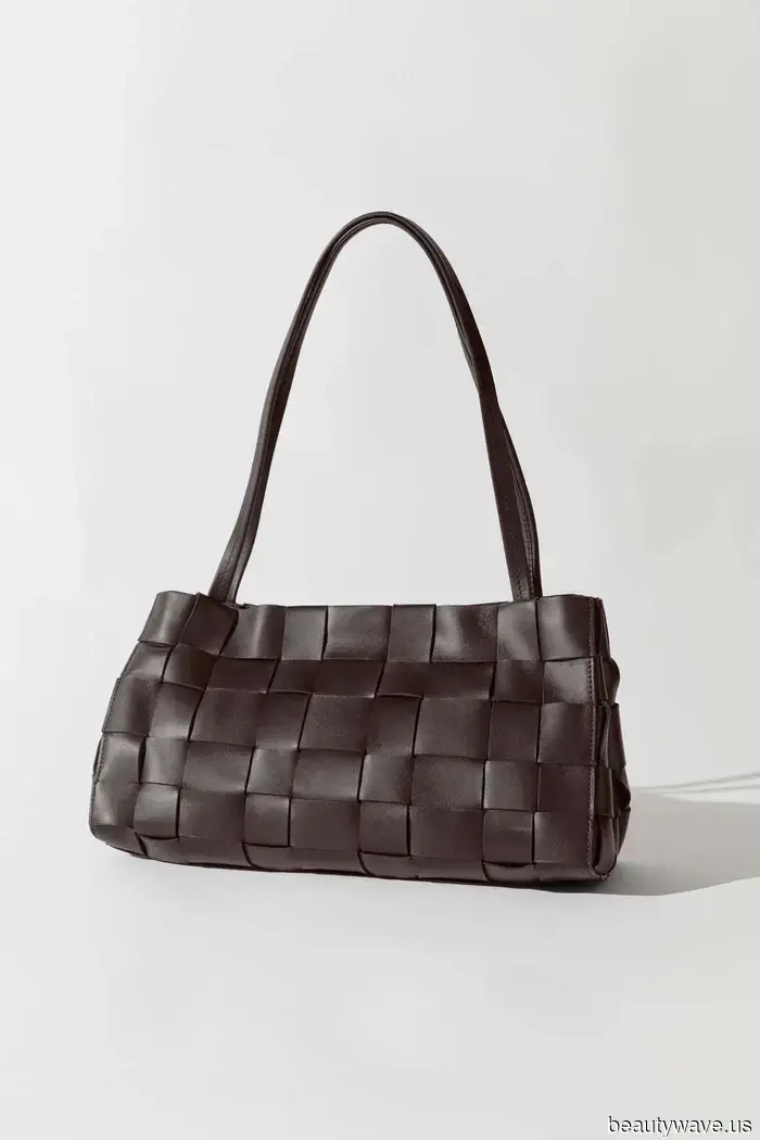 Ich bin eine Mutter von 2, die in der Modebranche arbeitet&mdash;Die 9 Taschenmarken unter 1000 Dollar, bei denen ich diesen Sommer einkaufe