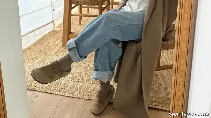 It's Time to Store Away Ugg Boots for Now—Discover the Cozy Alternatives That It Girls Are Wearing This Spring.