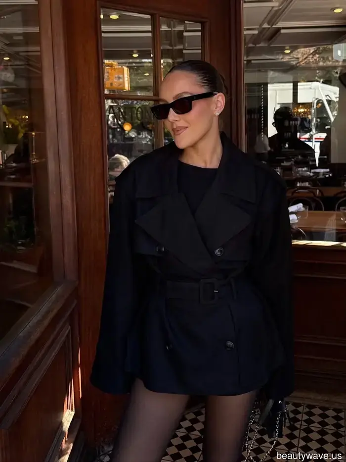 Ogni persona chic che conosco sta mettendo da parte orecchini voluminosi per questa tendenza senza tempo.