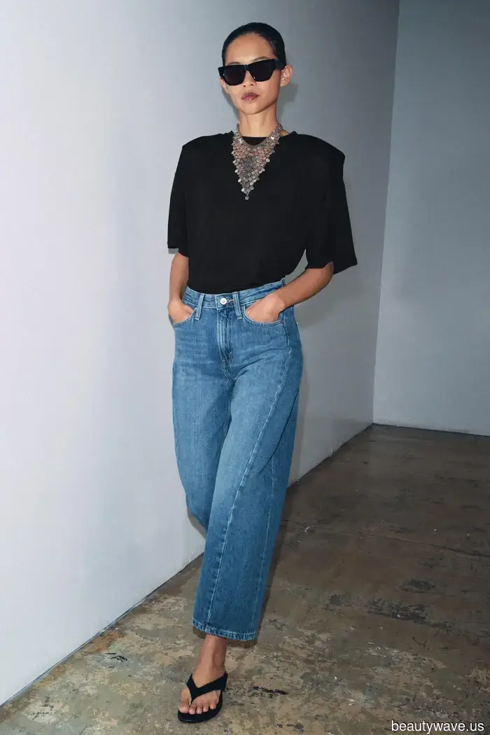 Cropped Jeans Appear More Luxurious When Paired With This Stylish Shoe Colour Trend