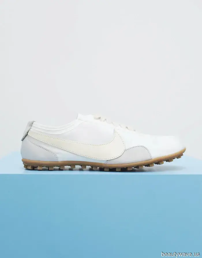 As a Fashion Editor who is passionate about football, here are 5 trendy styles you should be aware of to become a World Cup expert.