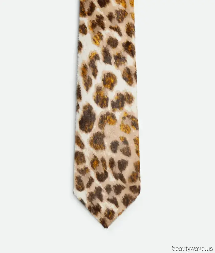 Von Mailand nach New York&mdash;"N&eacute;colletage" Styling wird diesen Frühling überall sein