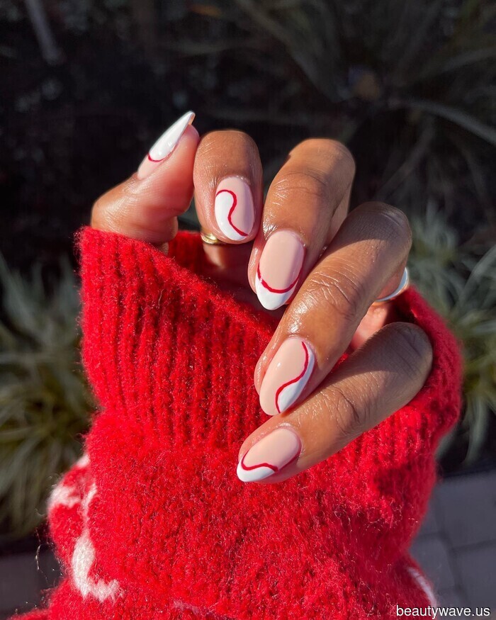 Football Season Is Here—24 (Non-Cliché) Manicures to Embrace Your Inner WAG