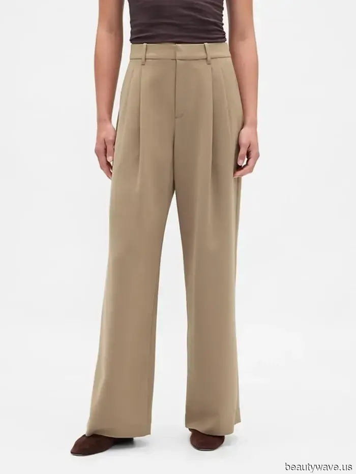 25 Elementi di Base Elevati Degni del Guardaroba di una Persona di Moda da Gap, Banana Republic e Old Navy