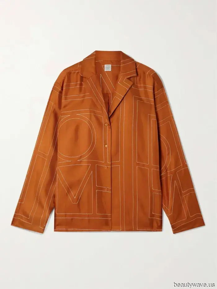 2025 was a remarkable year for celebrity fashion—these 11 couples stood out the most.