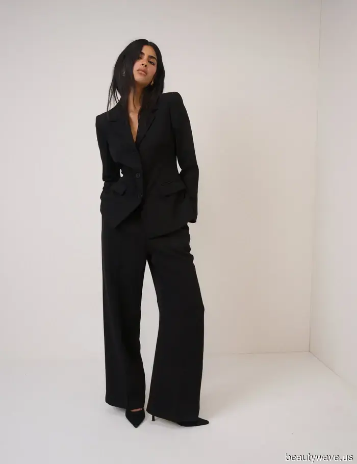 Apologies, Denim—Here are the 5 summer blazer trends to watch for in 2026.
