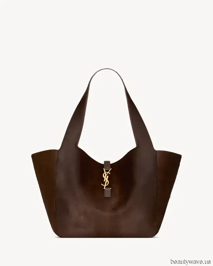 I can tell you have great taste if you possess this understated, minimalist luxury handbag.