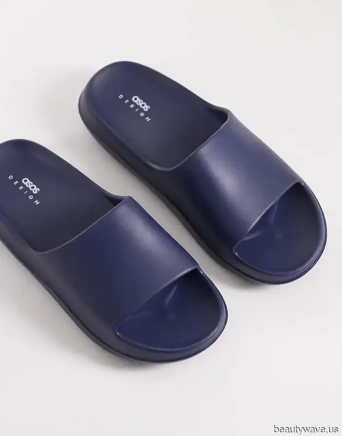 Mi dispiace, Ballerine&mdash;Zoe ha appena indossato la tendenza delle scarpe basse che onestamente non mi aspettavo di vederla indossare.