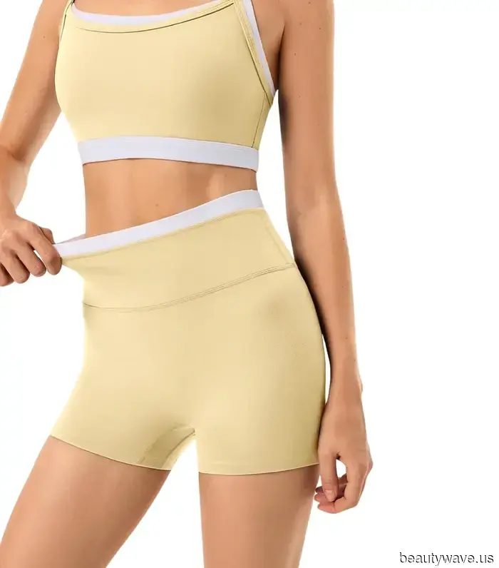 Heiße Mädchen mit kleinem Budget bestellen diesen süßen Trainingssets von Amazon diesen Sommer.