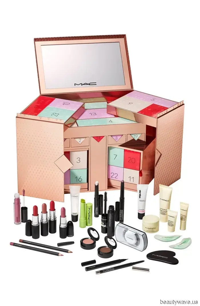 I'm the Beauty Director at Nordstrom—here are 18 incredibly stylish items I'm giving as gifts to my family and friends this…