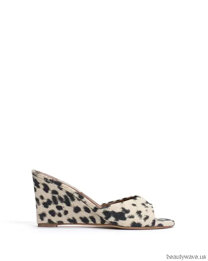 Все самые крутые женщины, на которых я подписан, носят эту "устаревшую" обувную тенденцию с джинсами, платьями и юбками.