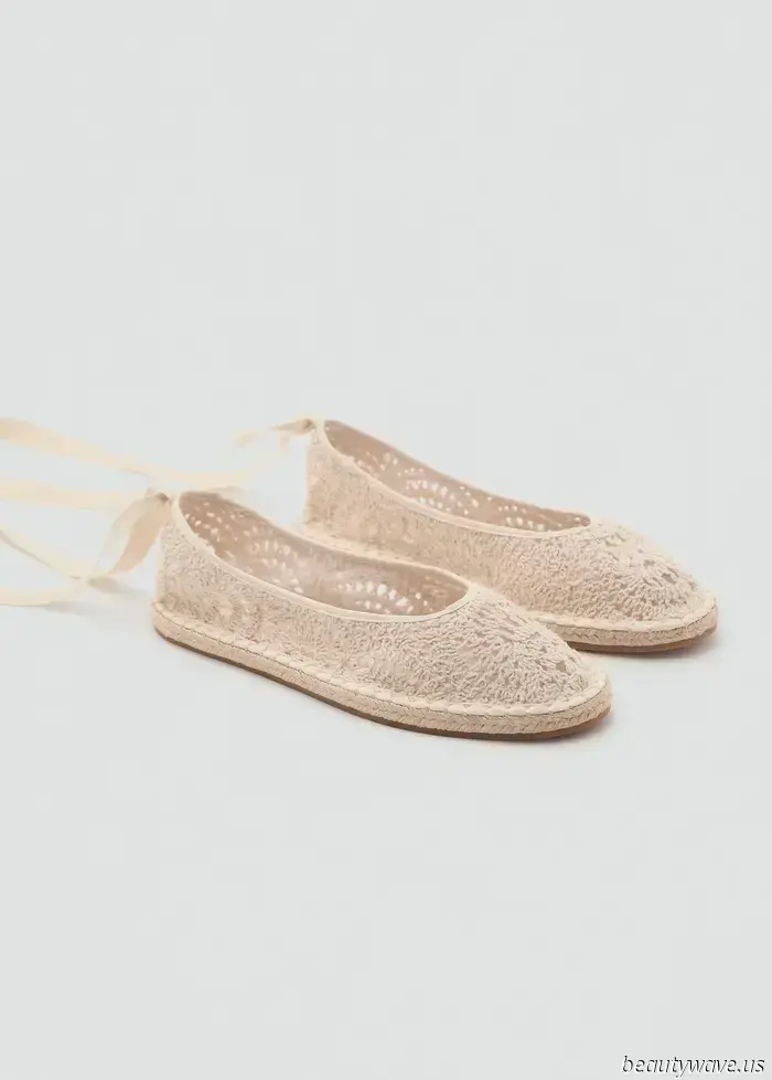 These $60 flats that everyone will pair with shorts are on the verge of going viral.