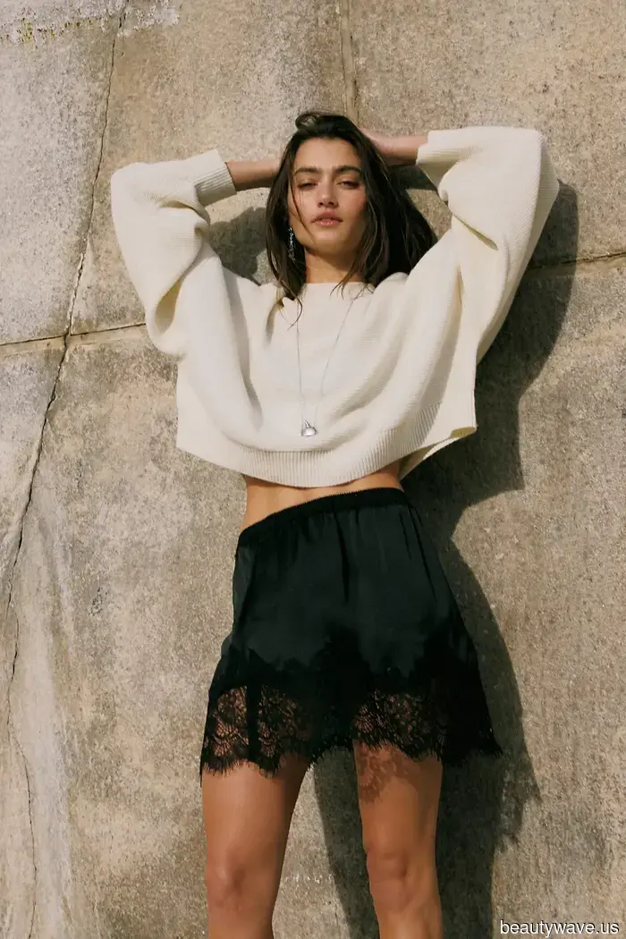 As a Fashion Editor who loves shopping at Free People, here are 21 new discounts that I can't stop thinking about.