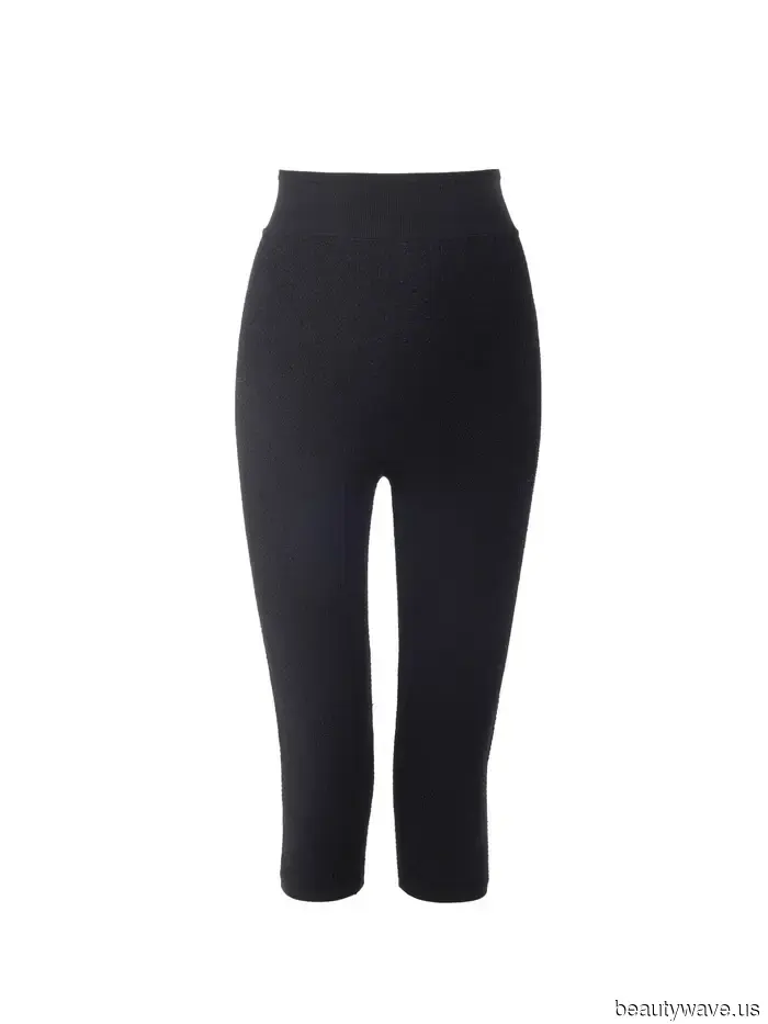 Es ist offiziell: Leggings können die schickste Party-Option sein, wenn man sie nur mit dieser speziellen Schuh- und Jacken-Kombination stylt.