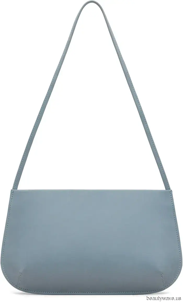 Se ami un mix alto-basso, devi vedere queste giacche, scarpe e borse da $30 a $1000.