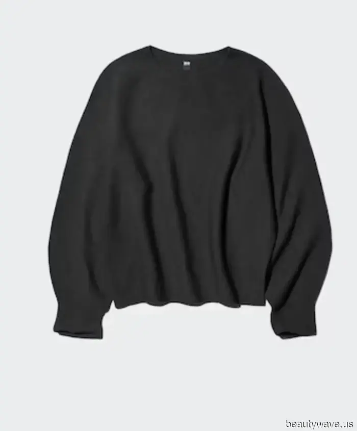 Minimalists and Maximalists Unite: This Vibrant Color Trend is the Chicest Way to Refresh Your Jeans in 2026.