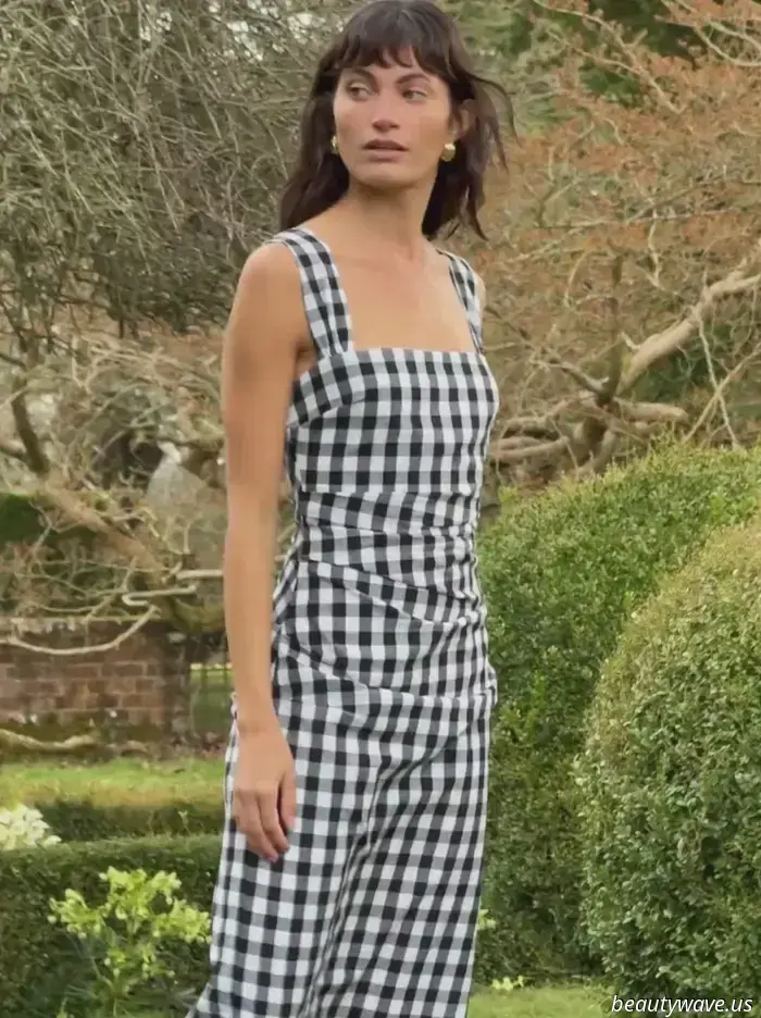 Improvvisamente, tutte le donne più eleganti che conosco scelgono un vestito estivo con questa stampa carina