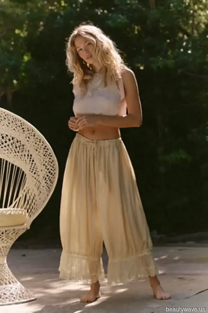 I apologize, but wearing these 6 items might be dating your summer outfits.