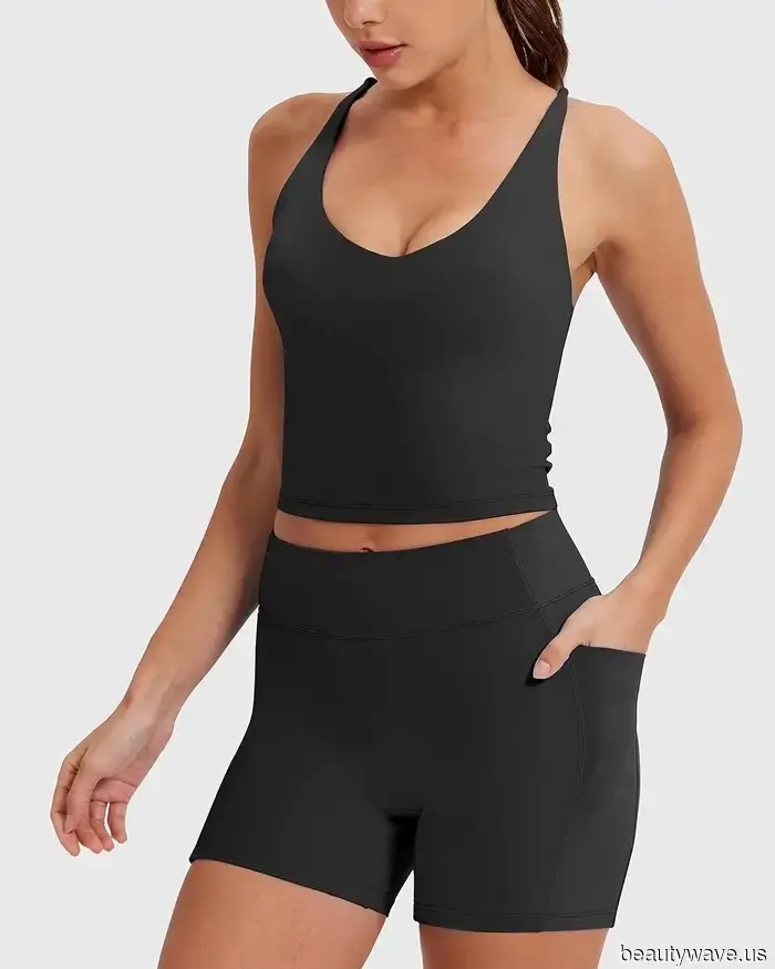 Heiße Mädchen mit kleinem Budget bestellen diesen süßen Trainingssets von Amazon diesen Sommer.