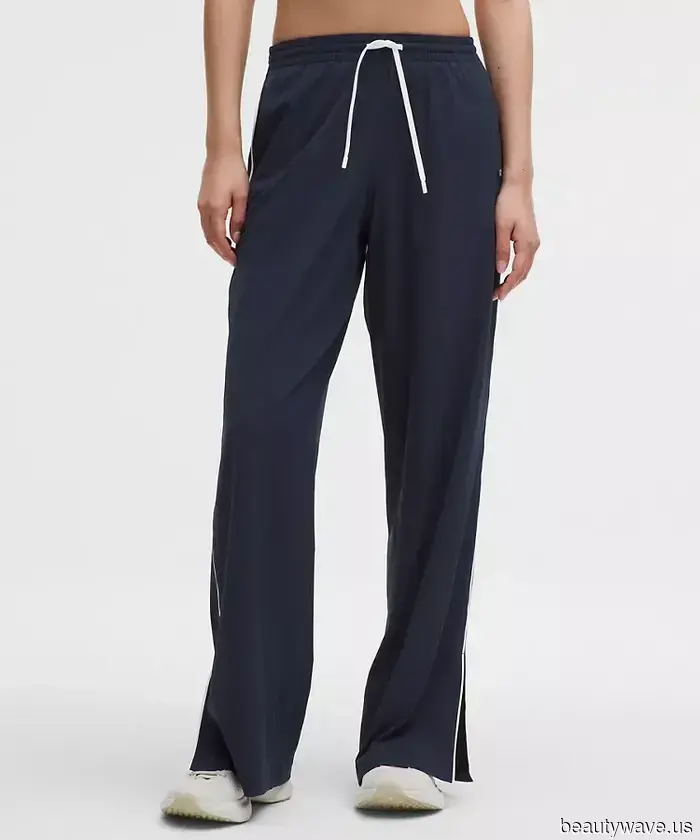 I’m a Fashion Editor who plays tennis every week—here are the items I adore both on and off the court.