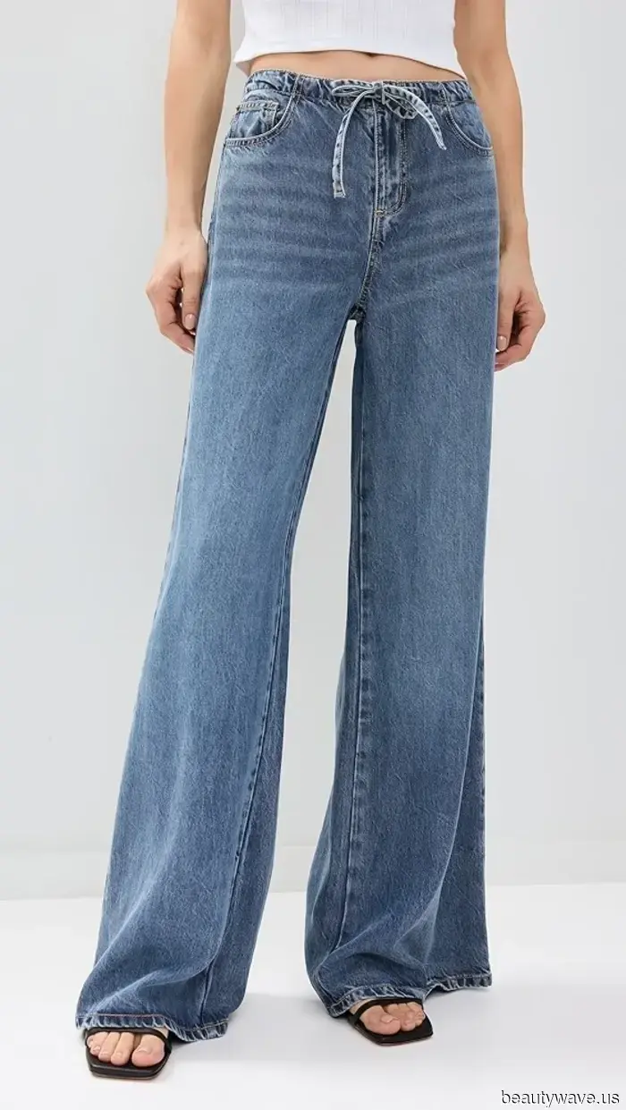 Confirmed: This Is the Exact Subtle Jeans Trend to Pair with Flats This Summer