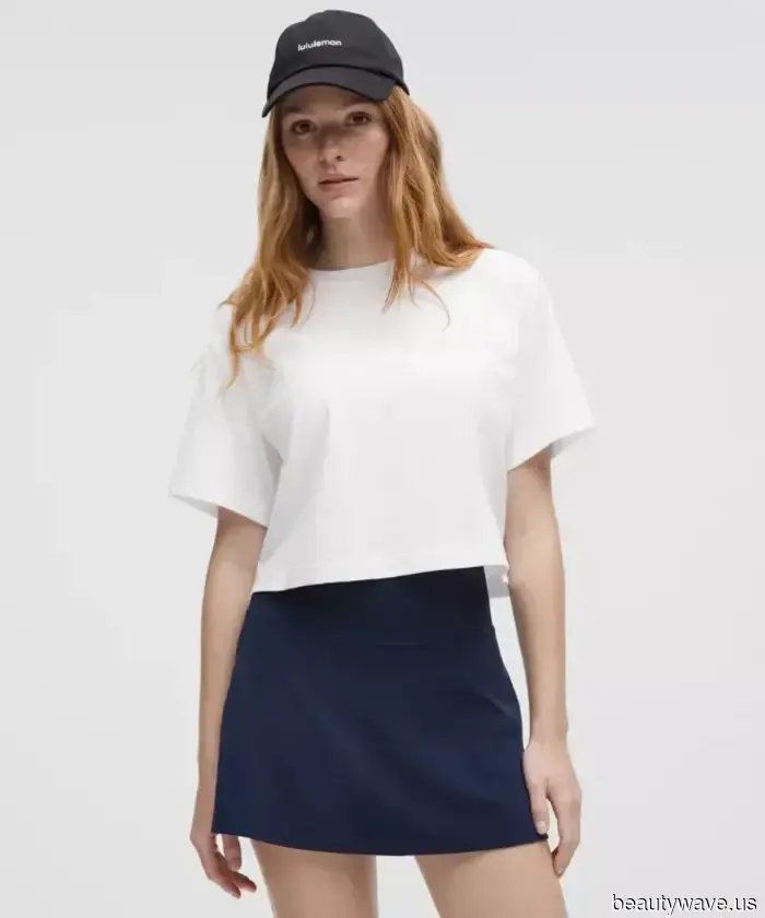 Les jeans ne sont pas démodés ce printemps, mais cet indispensable sous-estimé semble bien plus à la mode pour 2026.