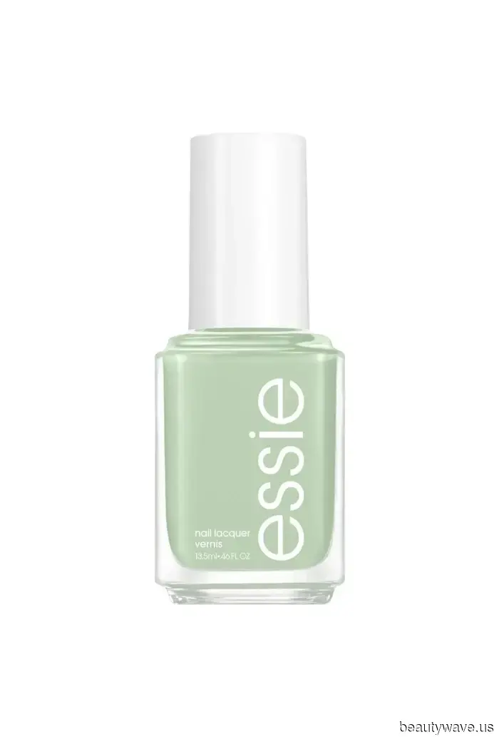 From Soft Petals to Moist Grass Blades—April's Popular Nail Shades Capture the Essence of Spring Foliage