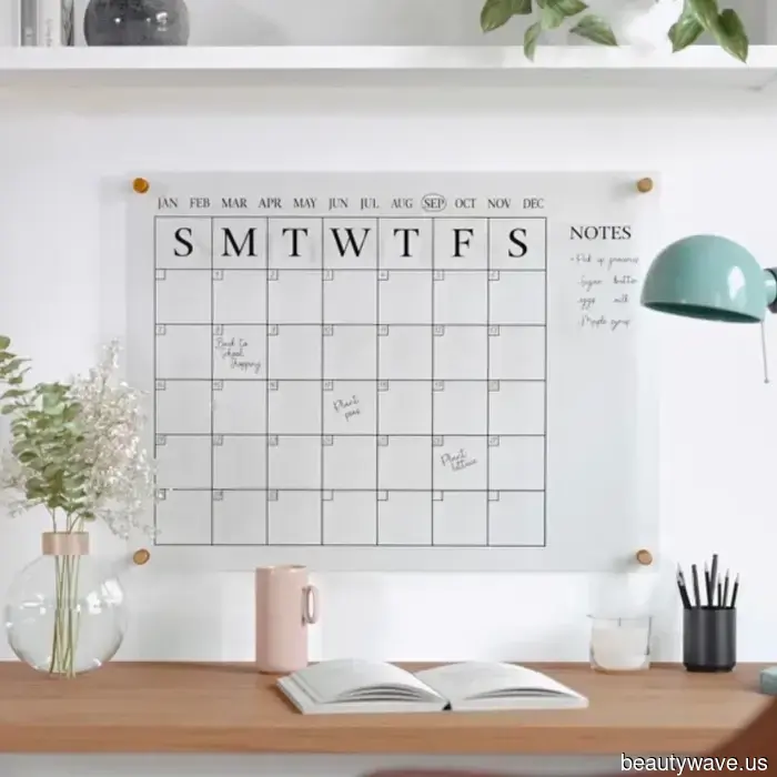 26 Desk Essentials Crafted to Enhance Every Objective on Your Vision Board