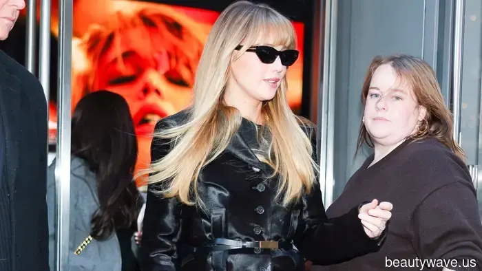 Я пойму, что ты модный человек, если увижу тебя в джинсах, как *эти*, в 2025 году.