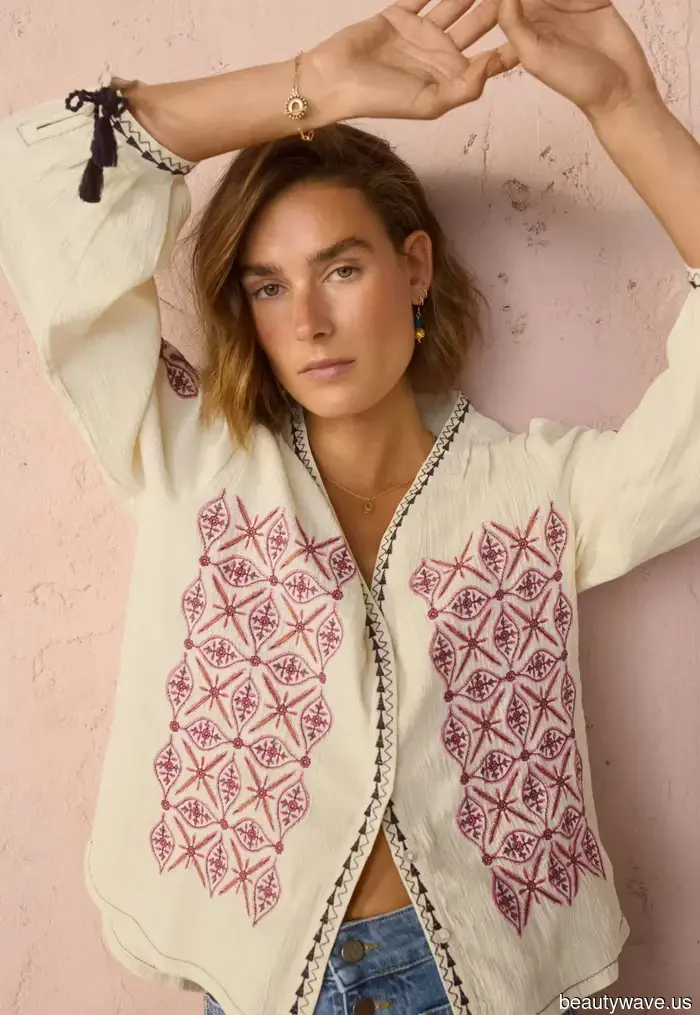 No, not cotton dresses—French women are repeatedly wearing these stylish linen trends this spring.