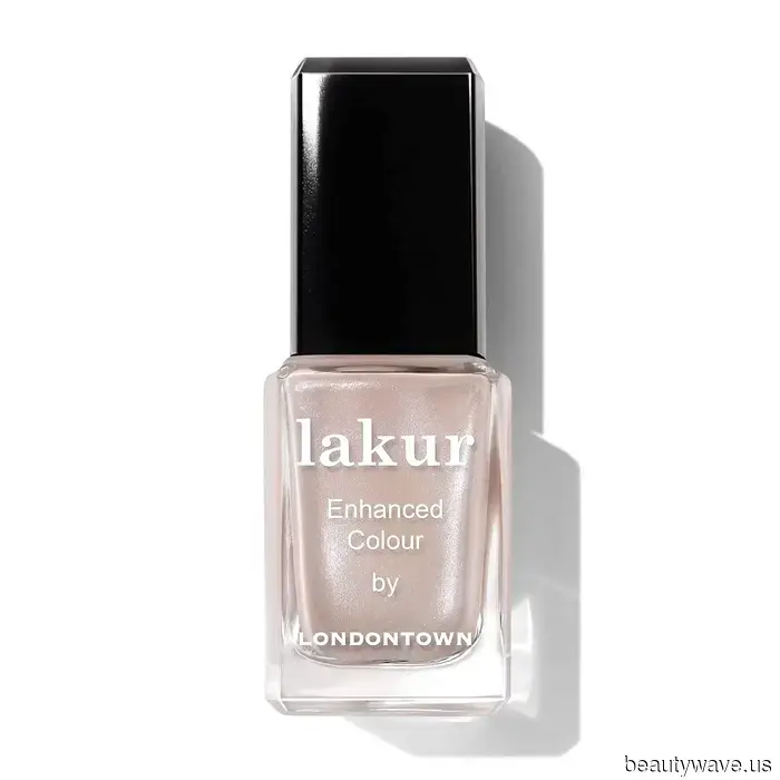 Step Aside, Milky Manicures—Here Are 19 More Intriguing Ways to Sport Glazed Nails in 2025.