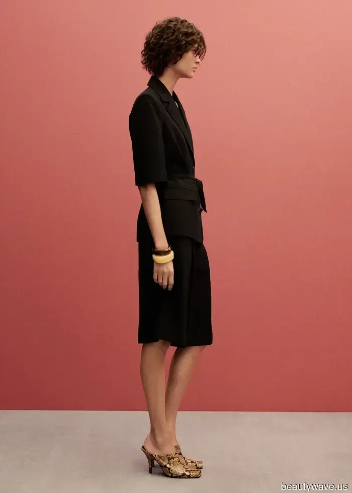 The Unexpected Accessory Trend That's Replacing Sun Hats