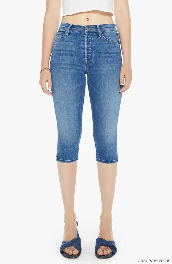 As per It Girls, skinny jeans should be worn only with this trend and these shoes.