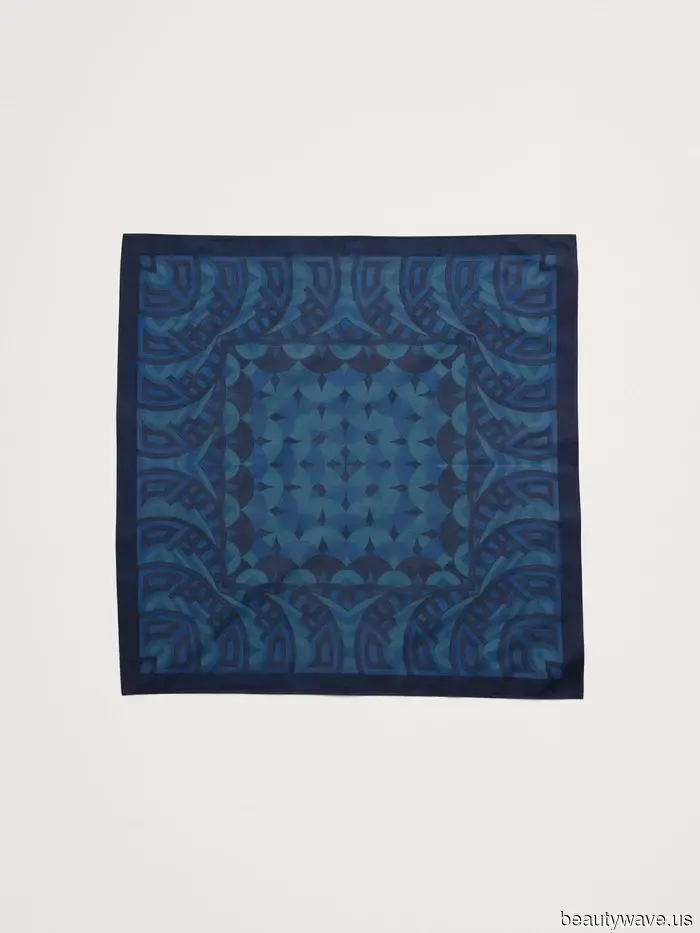 6 Stylish Ways to Style a Bandana with Spring Approaching