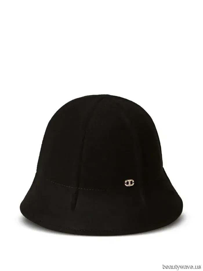 Not Baseball Caps—Kendall Jenner, Elsa Hosk, and The Row Adore This Spring Hat Trend