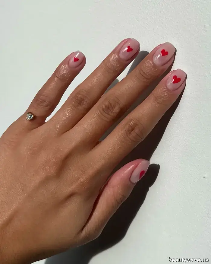 Rote Nägel sind zeitlos, aber das ist der Schlüssel, um sie diesen Sommer noch schicker aussehen zu lassen.