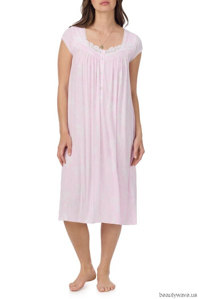 From Nightgowns to Fragrances—These Are the Unique (Yet Amazing) Items I'm Currently Enjoying