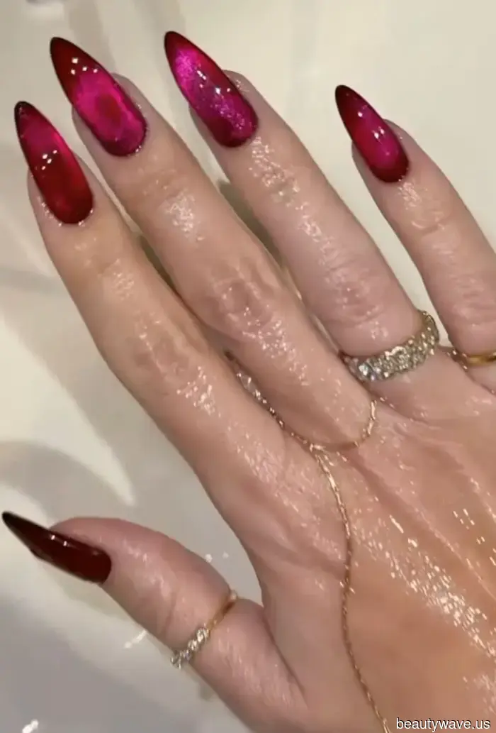 È Ufficiale: Questo È il Colore di Unghie più Chic di Sempre, e Questi Look Lo Confermano