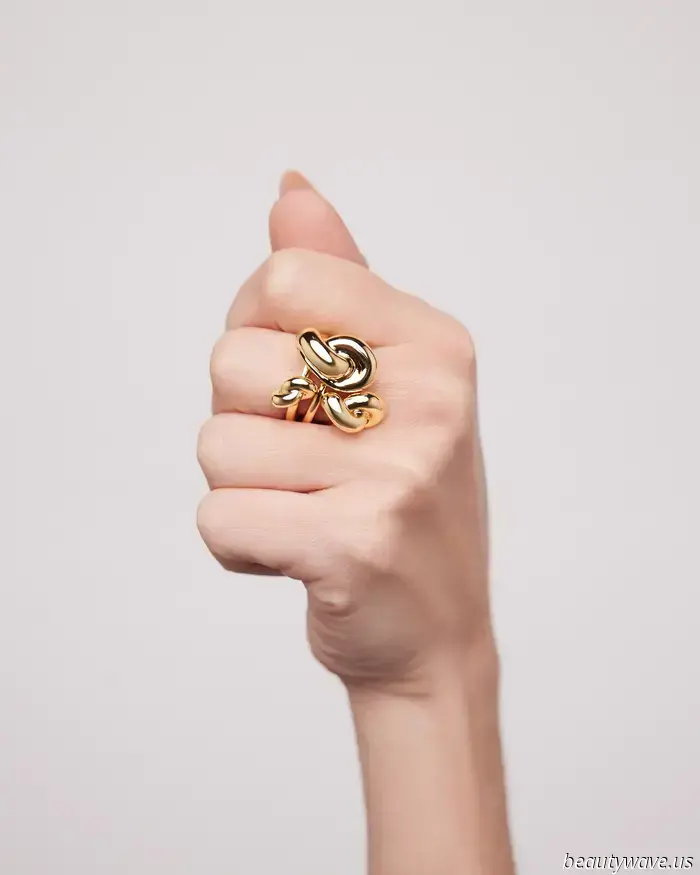 Soy diseñadora de joyas—Estas son las 3 piezas que creo que todos necesitan en su guardarropa