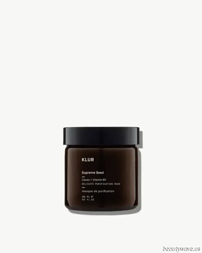 Celebrity aesthetician Sofie Pavitt claims that this "mundane" skincare routine can effectively clear acne in a short period.